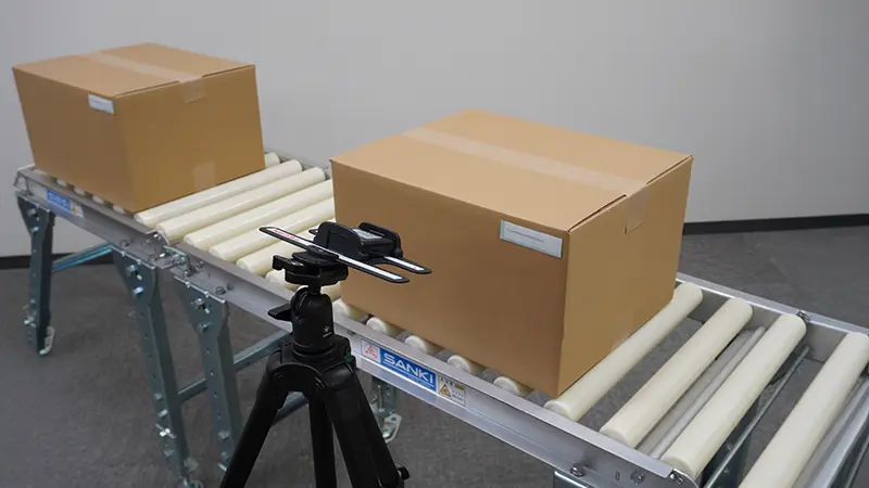 RecoHand used with a conveyor belt